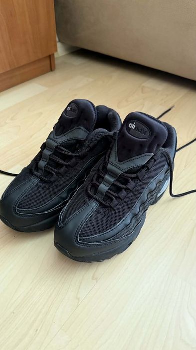 Nike air max 95 номер 36.5 черни