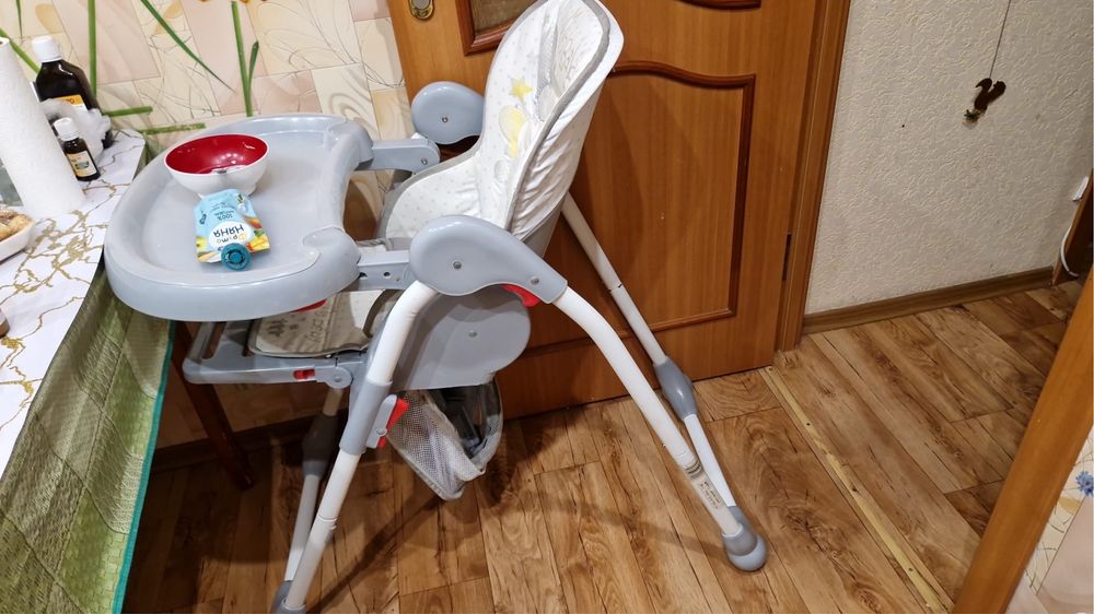Детский стул для кормления