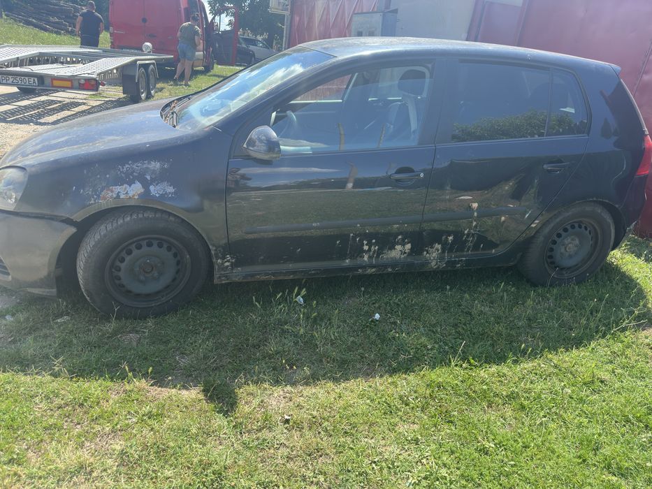 Golf 5 1.6 102кс
