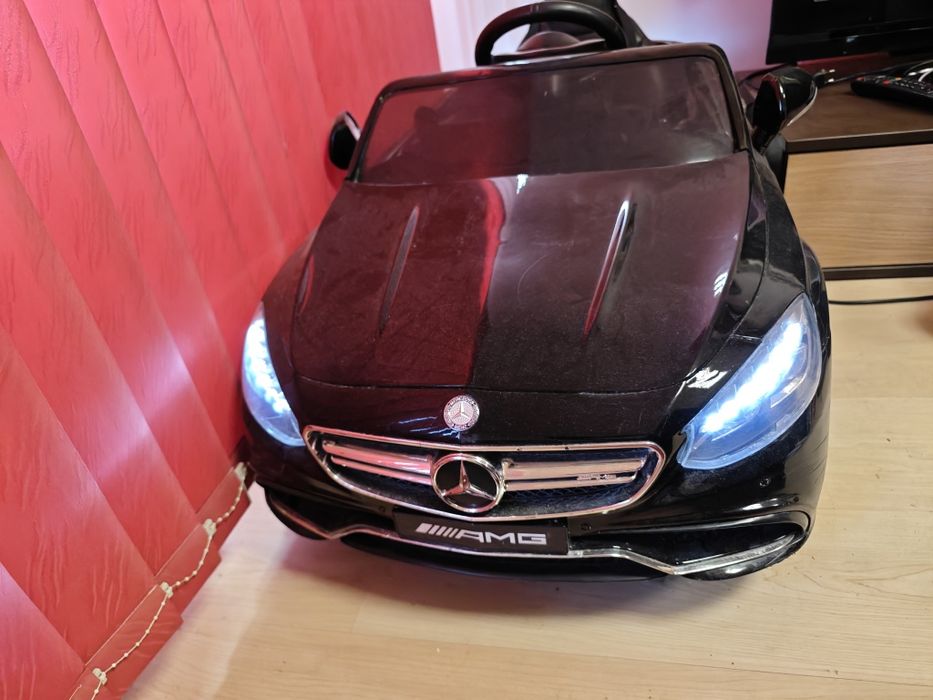 Mercedes с Гуми Инна акумулаторна количка за деца