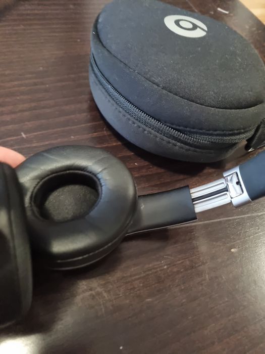 Beats Solo 2 Wireless – перфектно състояние, с калъф