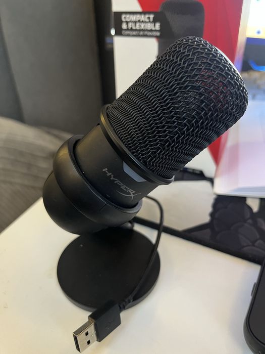 микрофон HyperX Solocast