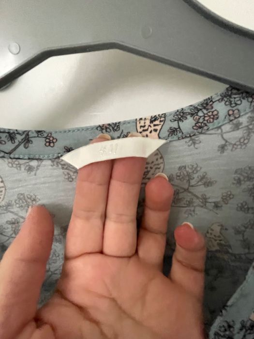 Buze noi de firma M , 2 buc