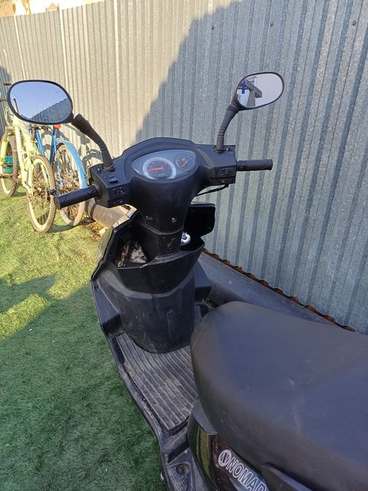 Продаю скутер на ходу