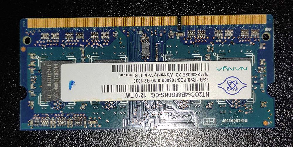 Память 2GB PC3-10600 SODIMM