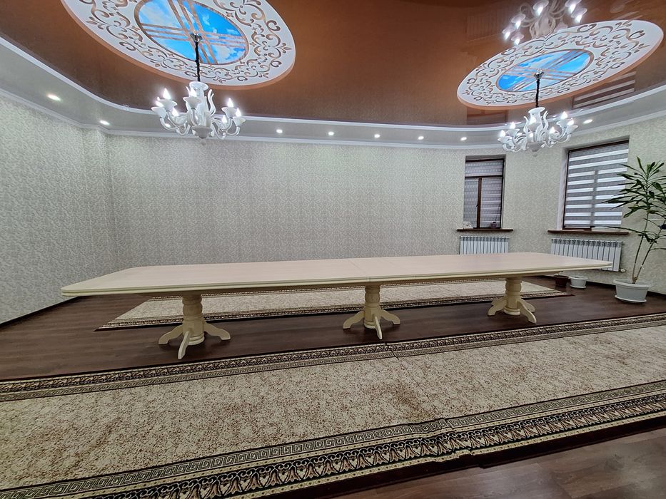 Продаю  стол  для гостиной