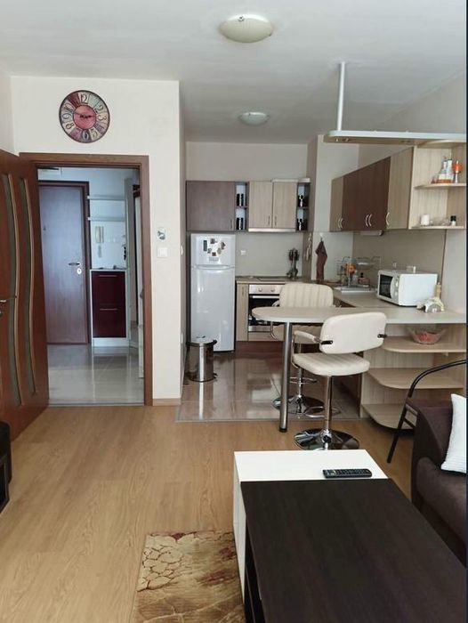 Дава се под наем Двустаен апартамент в София, Витоша - 55 кв.м за 549 € - Снимка #2