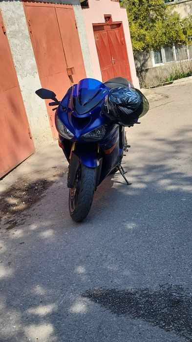 Kawasaki Ninja zx6r