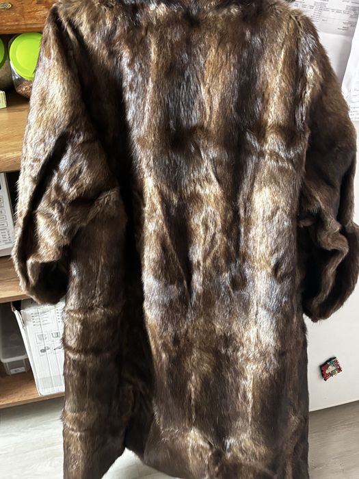 Шуба меховая бобер