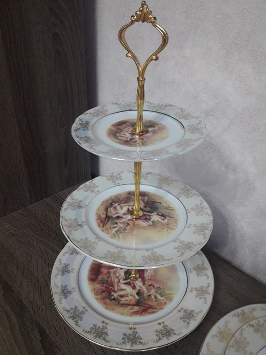 Трехярусная посуда