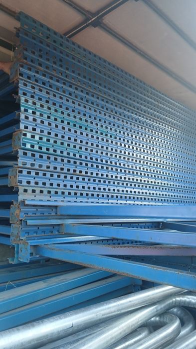 Rafturi metalice industriale