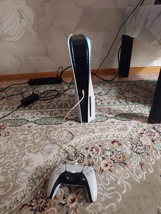 Продам обменяю PlayStation 5