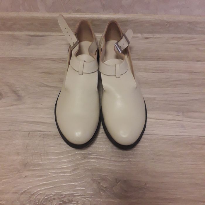 Продам туфли женские