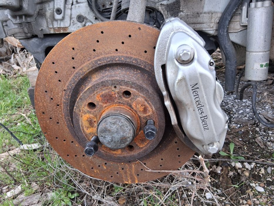 Спирачни апарати 4 бутални мерцедес w218,w221