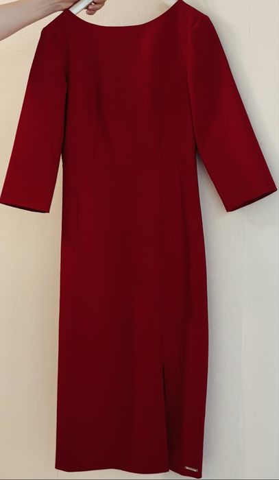 Срочное продам платье