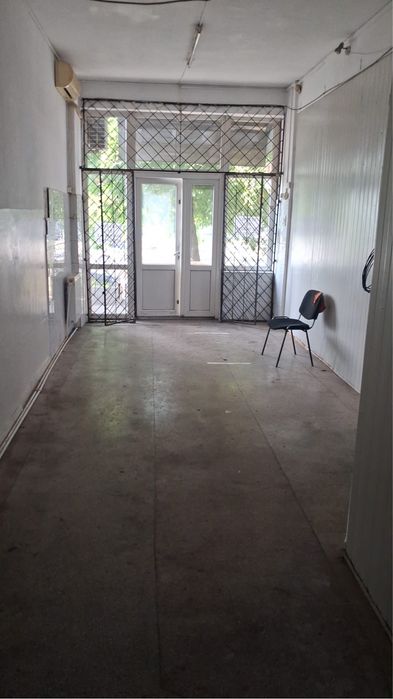Inchiriez spatiu comercial Piata Mare