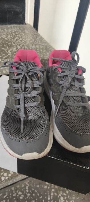 Маратонки Адидас, 39 н-р