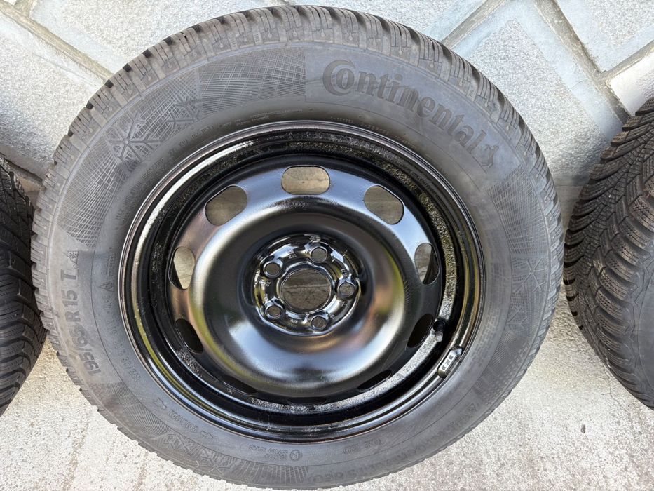 4 Anvelope de iarnă cu jante de tablă și capace! 195/65/15 M+S