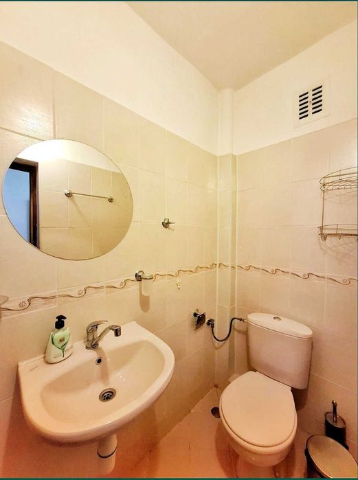 Дава се под наем Четиристаен апартамент в Асеновград - 87 кв.м за 306 € - Снимка #1