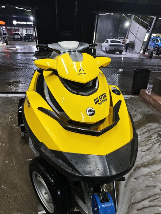 BRP Sea-Doo RXT 255