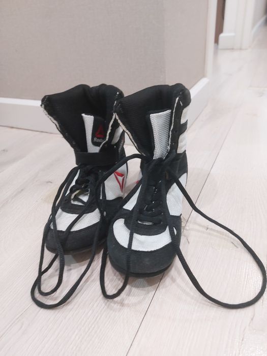 Бутсы для бокса.