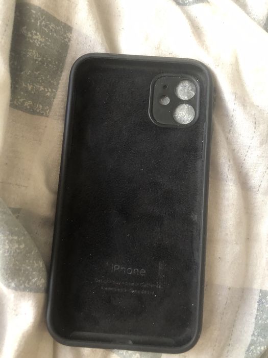 Подам чихлы на Iphone 11 на айфон 11