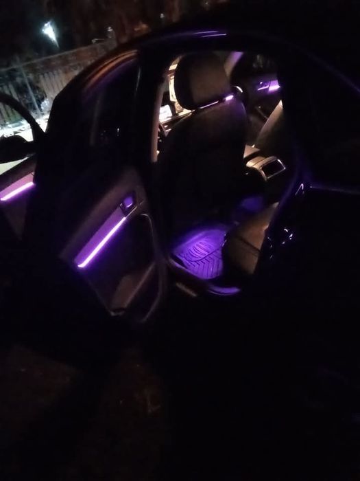 Vând Audi A 4  B 8 An  2011