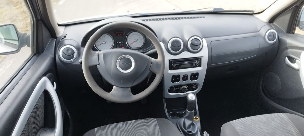 Dacia Sandero  2009