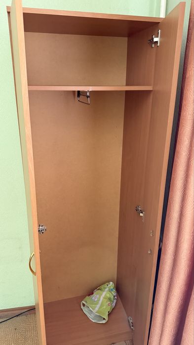 Шкаф не большой