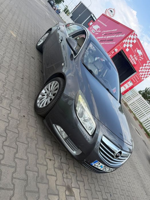 Opel insigna 2012 masină foarte rară