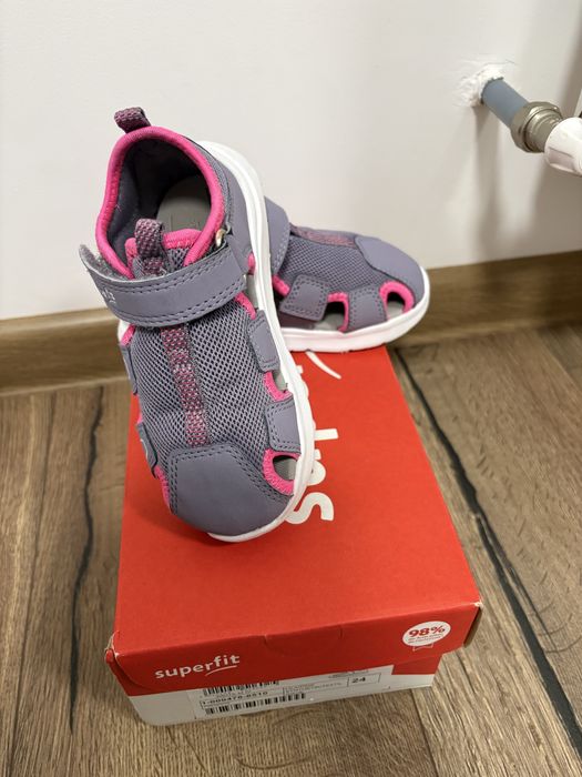 Sandale superfit, 24