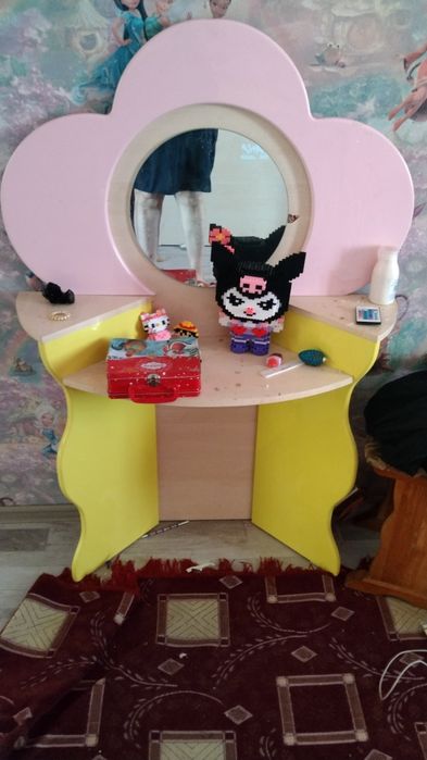 Спальный гарнитур