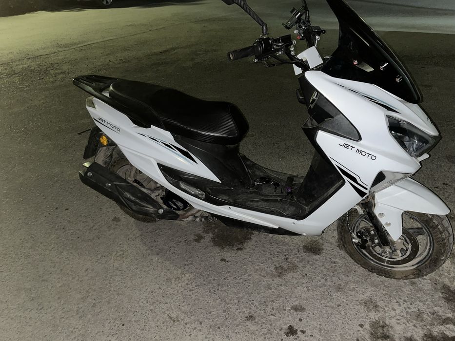 Продам макси 175 куб