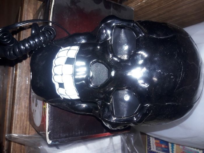 Телефон стационарный Череп