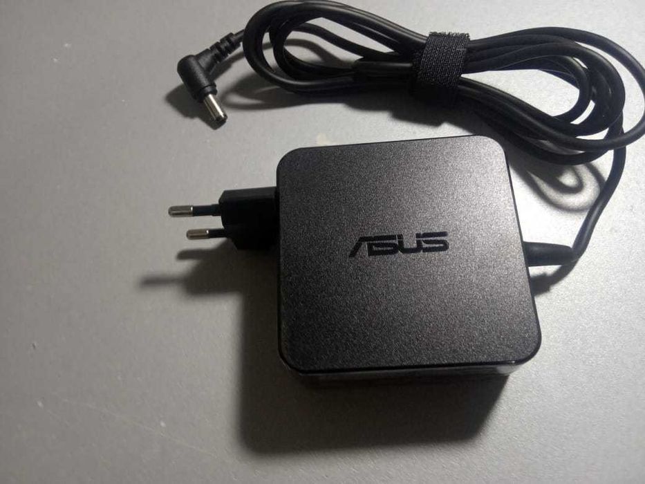 блок питания на ноутбук