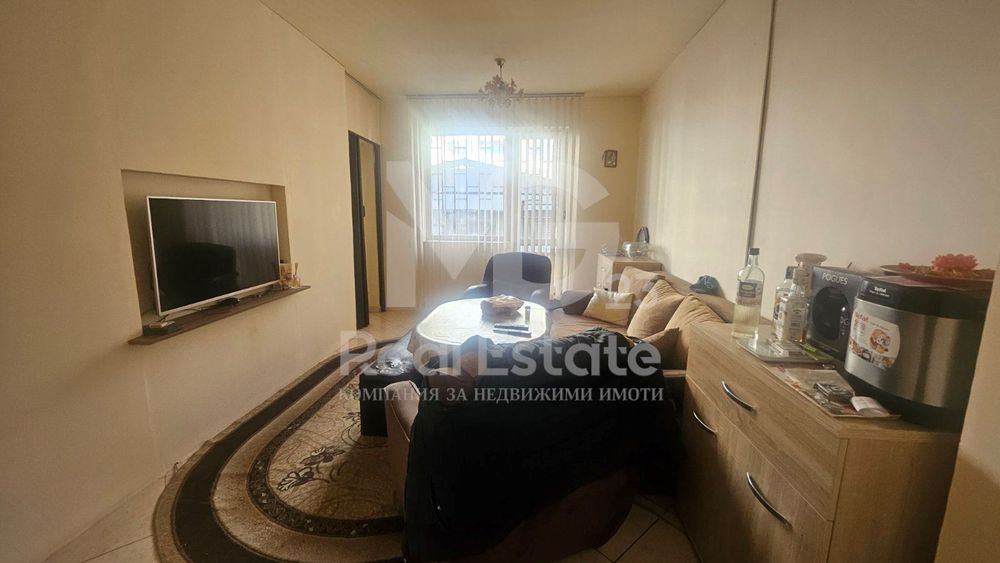 Продава се Четиристаен апартамент в Пловдив, Каменица 1 - 102 кв.м за 1270 €/кв.м - Снимка #3