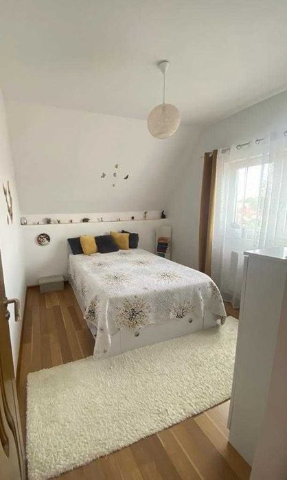 Apartament cu 3 camere