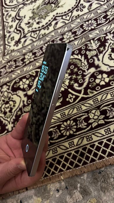 Срочно продам телефон