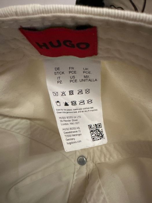 Șapcă Hugo Boss  Alba