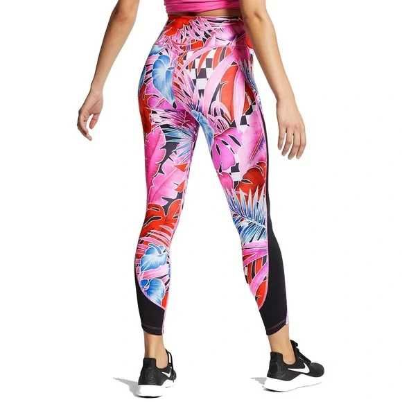 Найк Nike Dri Fit дамски клин размер S