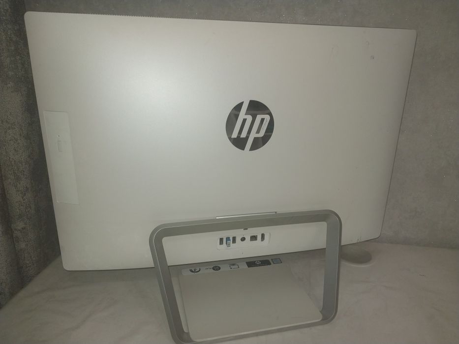 Моноблок HP Pavilion