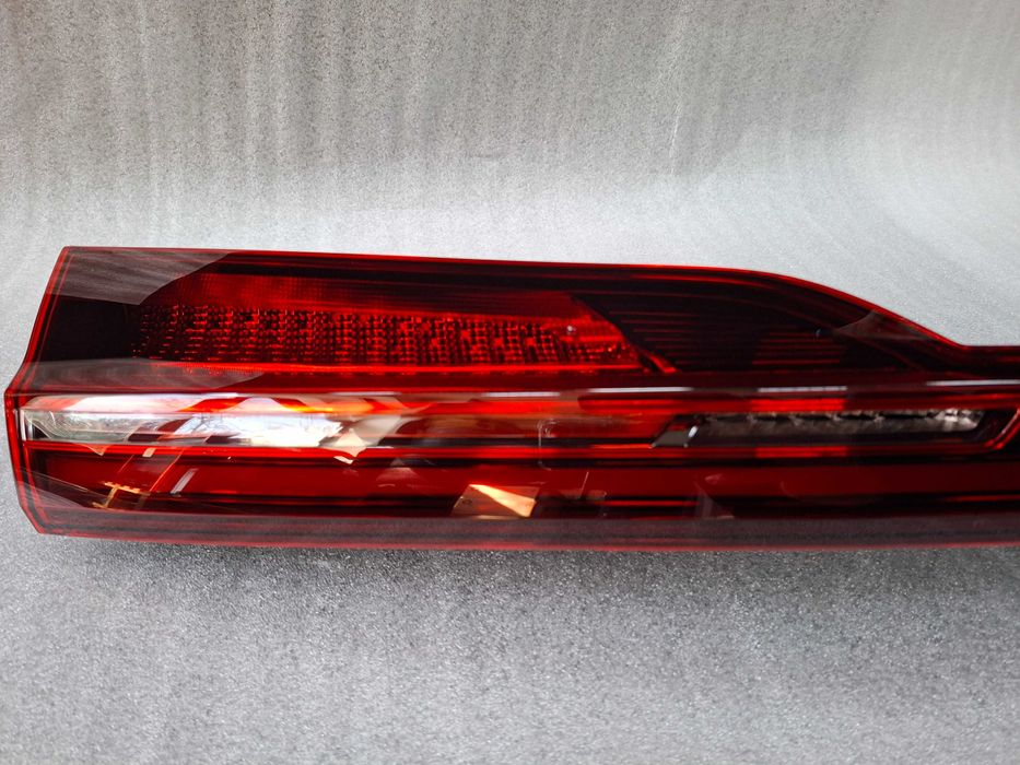 4KE945095G Нов Оригинал Стоп Audi Q8 SQ8 E tron