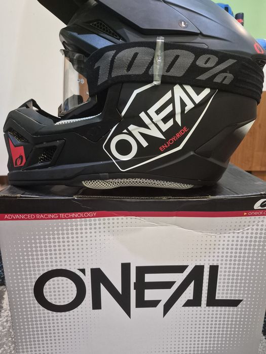 Full Face каска ONEAL