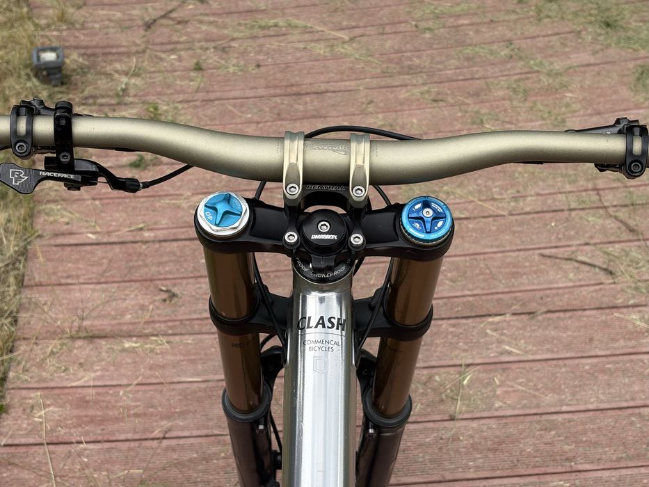 2023 Commencal Clash DH Edition