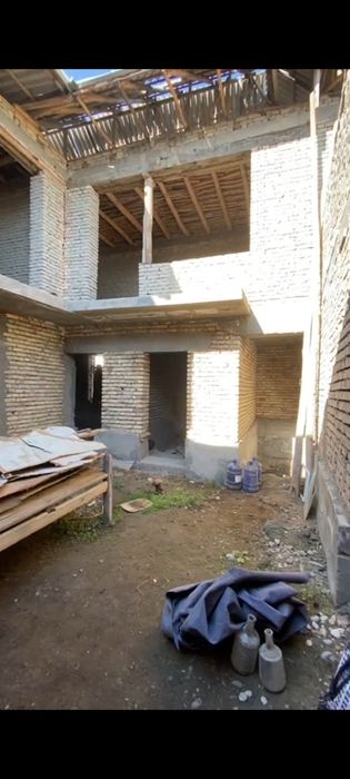 Xatirchi Tumani Xokimyat yonida