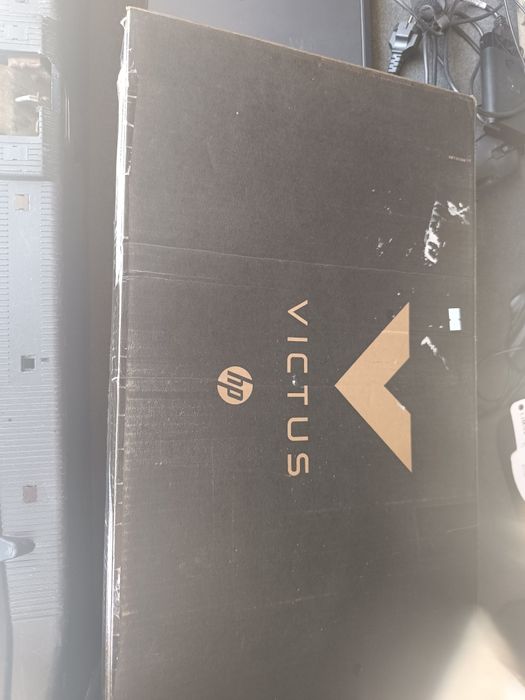 Ноутбук  HP victus