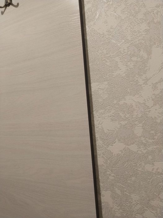 Продам зеркало с вешалкой