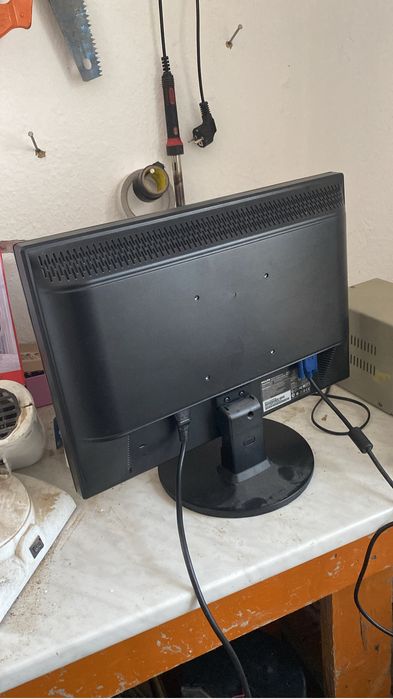 Мониторы с вга входом