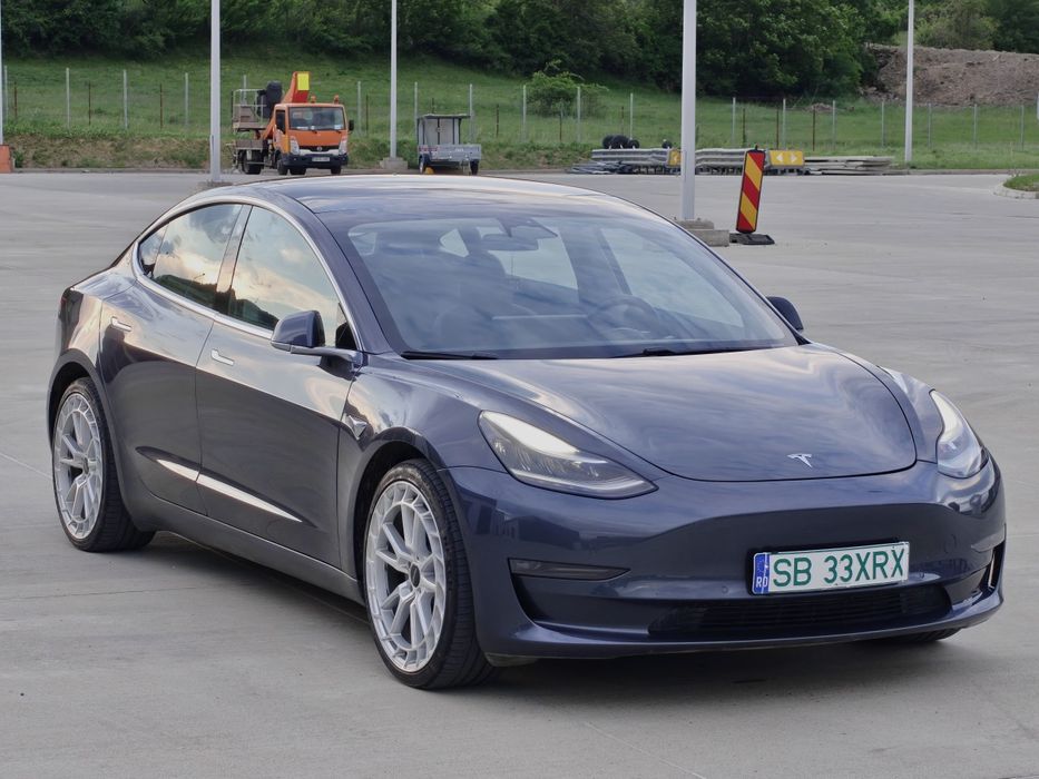 Tesla Model 3 Dual Motor Long Range 2019 IN GARANȚIE