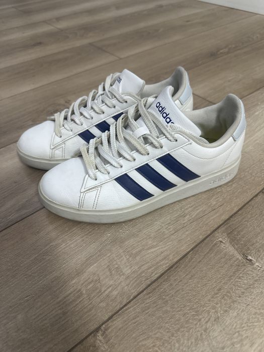 Кроссовки (оригинал) Adidas